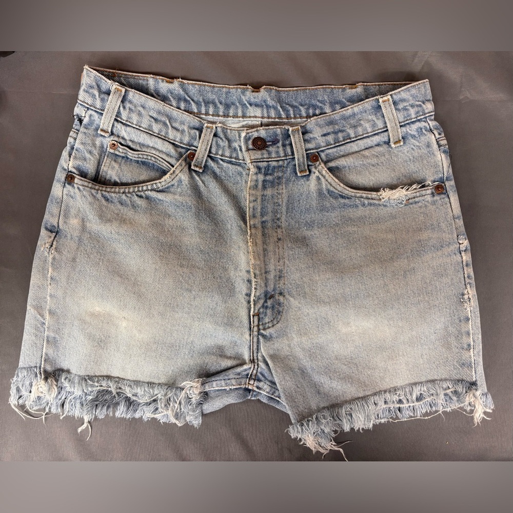 Levi’s Vintage 1980’s Orange Tag Denim Distressed Cutoffs short Short Sz 32 1/2”